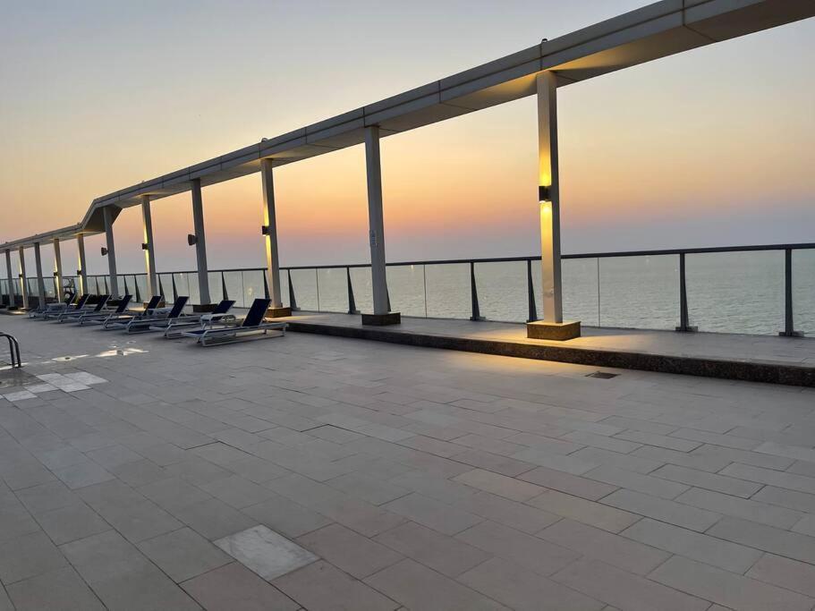 Pacific Rak Apartment Ras al-Khaimah Bagian luar foto